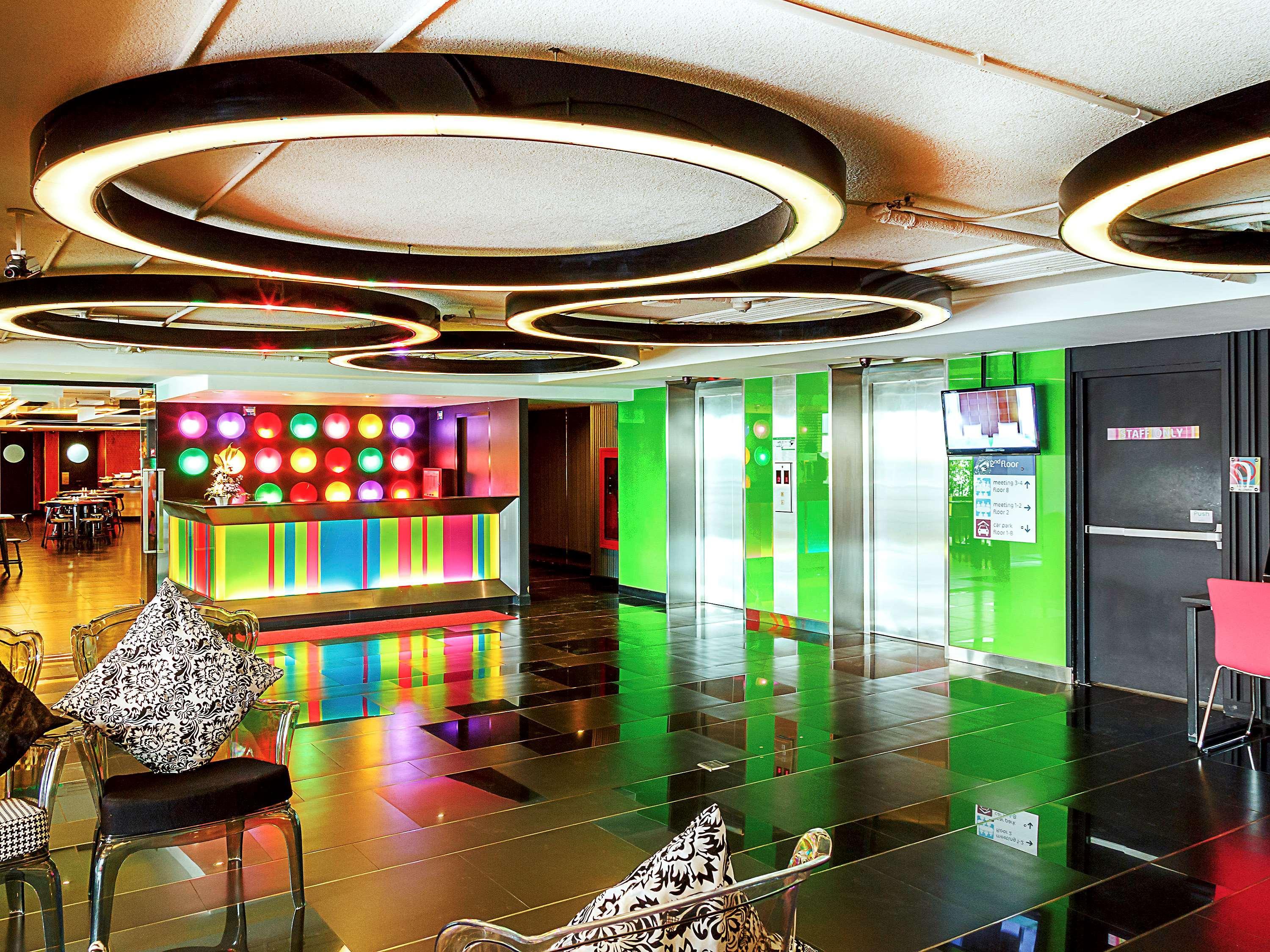 Ibis Styles Chiang Mai Hotel Exterior photo